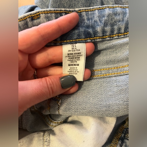 H&M mom jeans size 6 - Picture 6 of 6